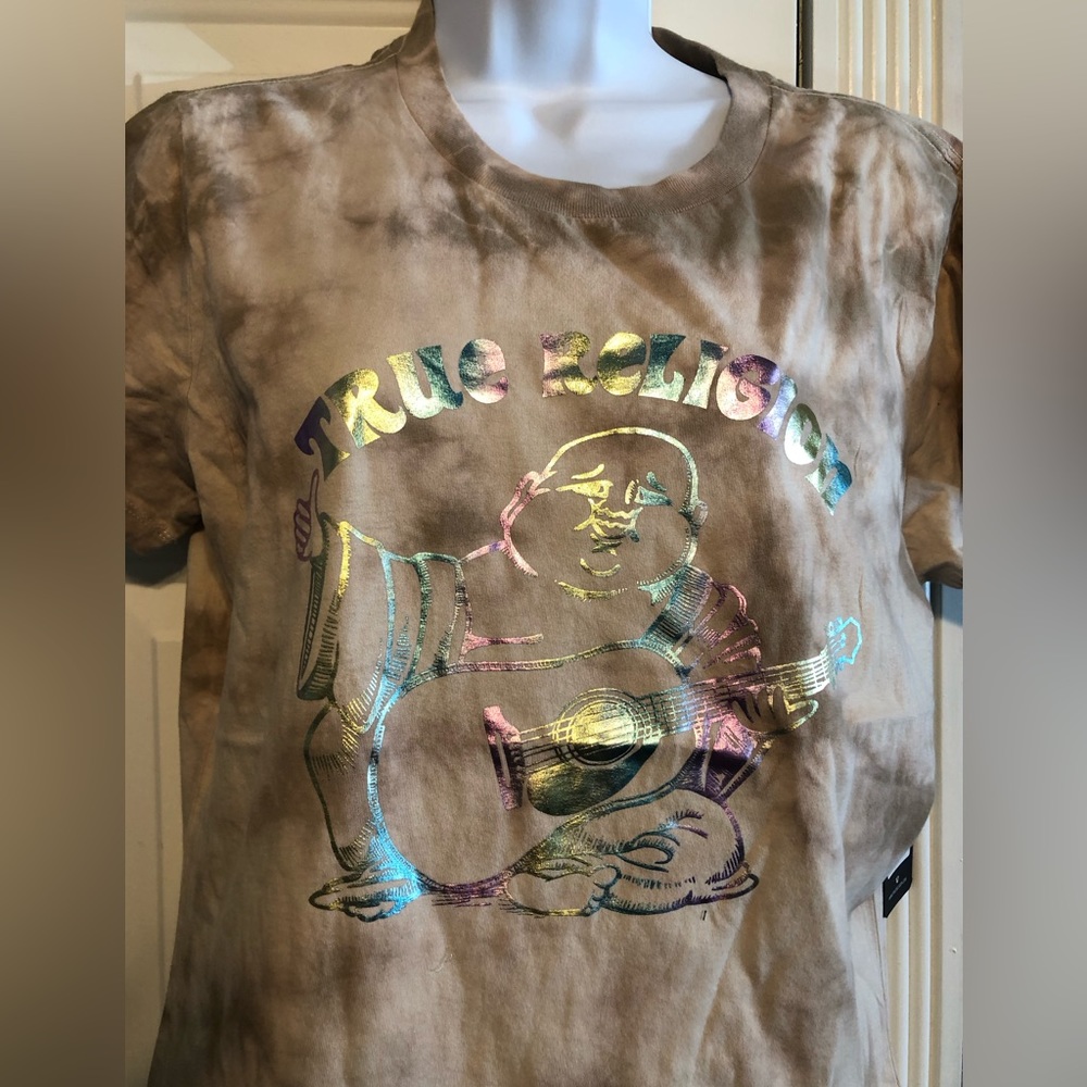 NWT True Religion tshirt